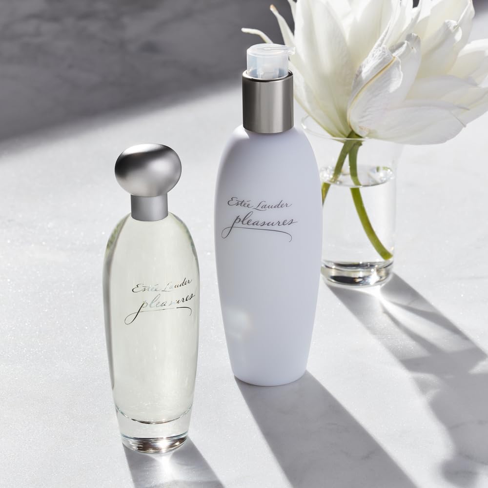 Eau de Parfum Spray with Lilies, White Peonies & Jasmine T225685