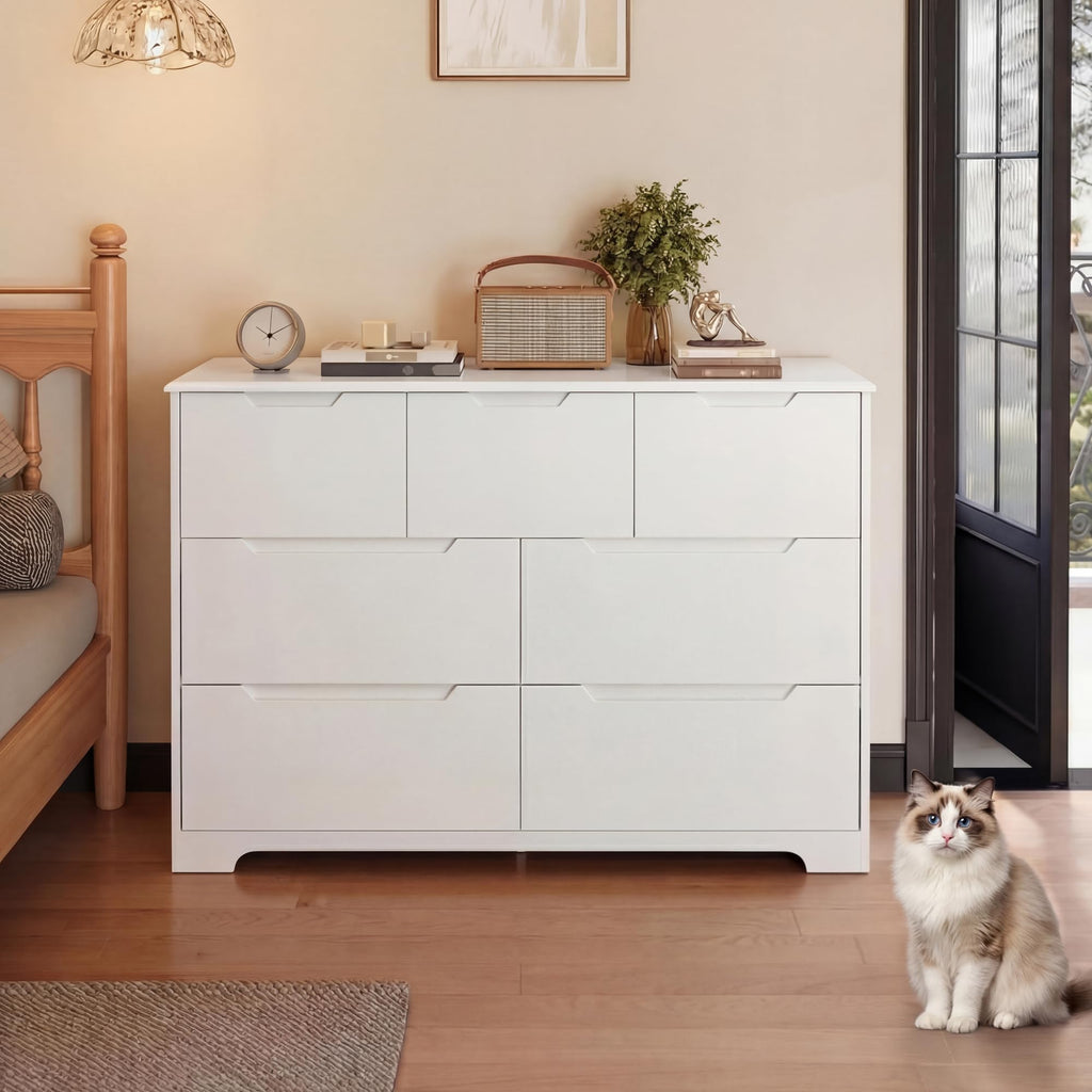White 7 Drawer Dresser U38634