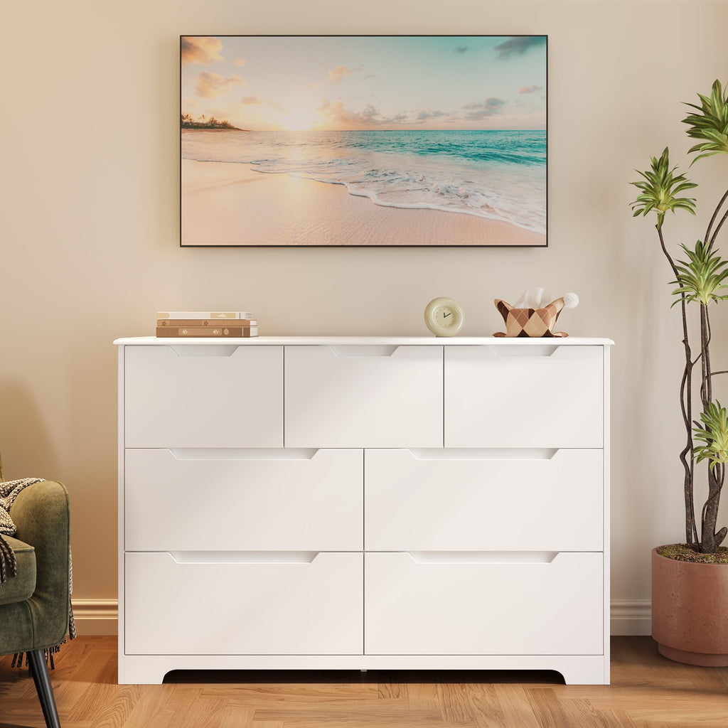 White 7 Drawer Dresser U38634