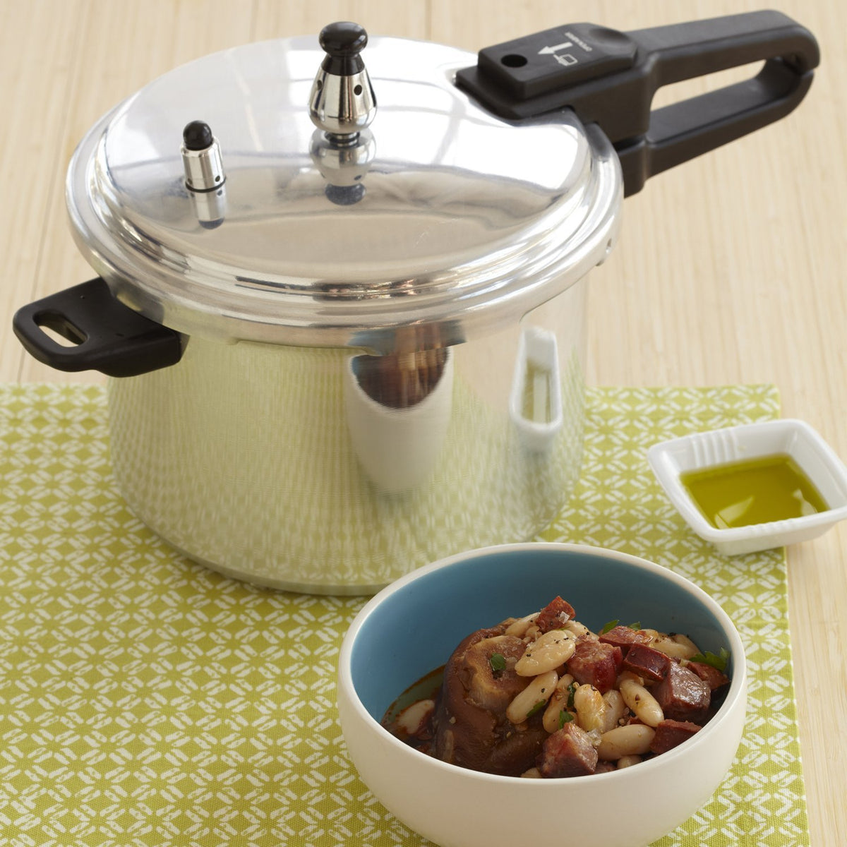 Aluminum Stovetop Pressure Cooker 4.2Qt M571492